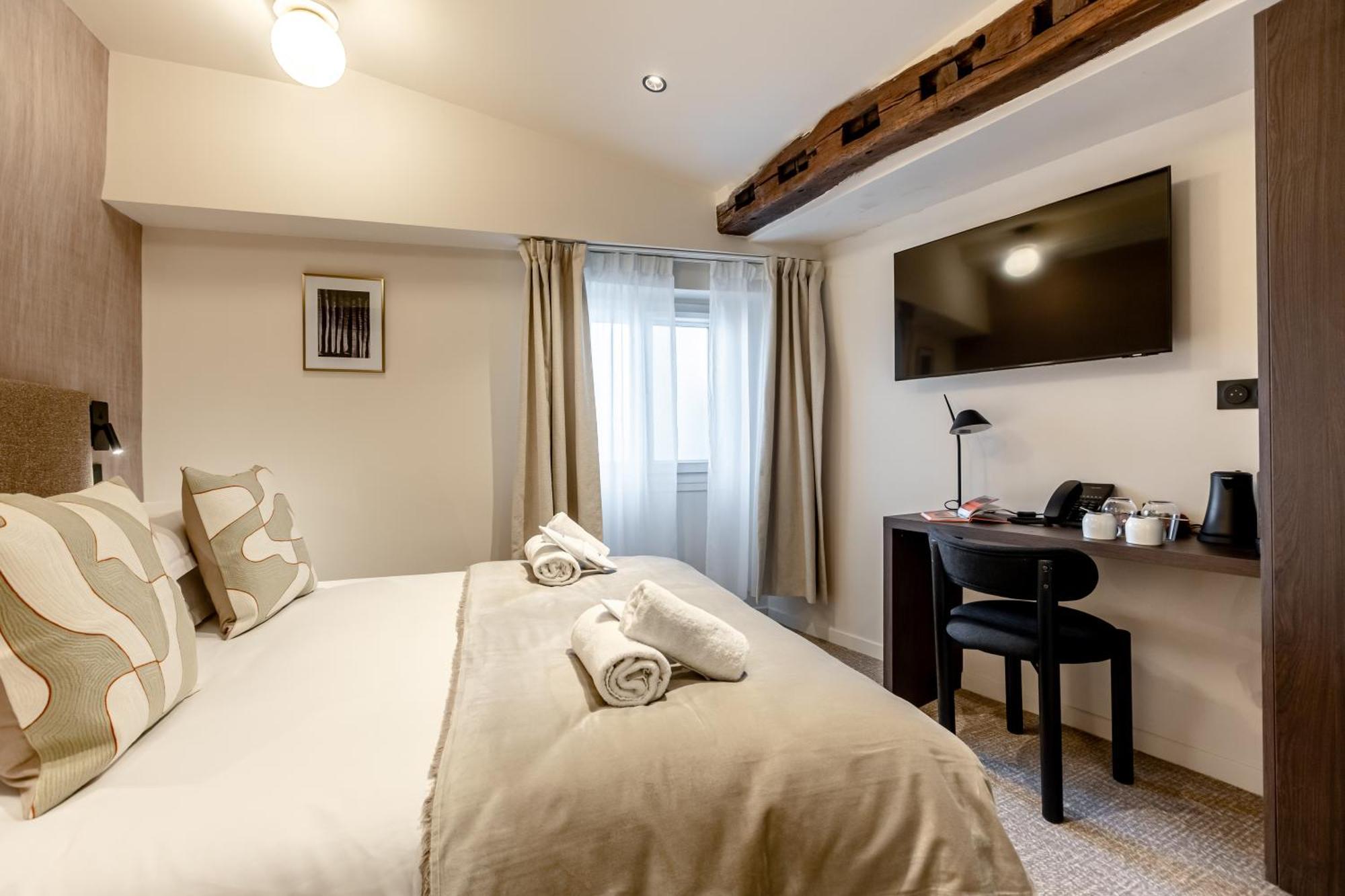 Le White By Sweett Hotel 3*