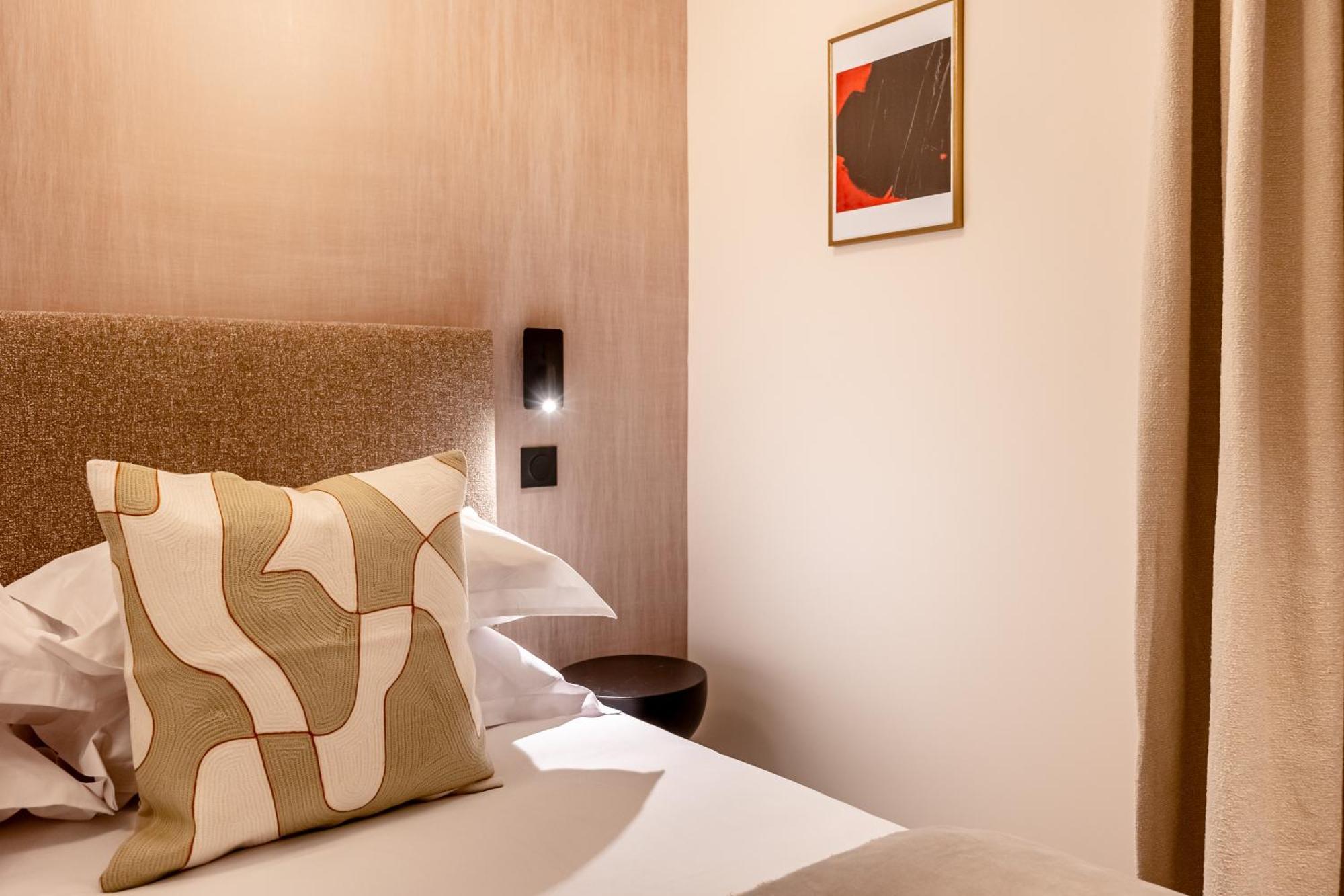 Le White By Sweett Hotel 3*